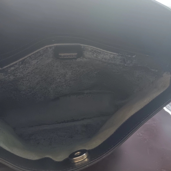 Vintage Gucci crossbody bag. With additional pouch - Picture 7 of 9